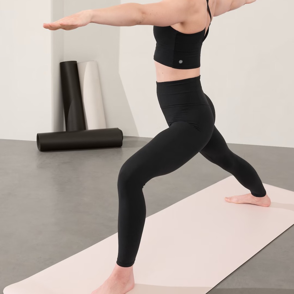 Black Medium Athleta Ultra High Rise leggings